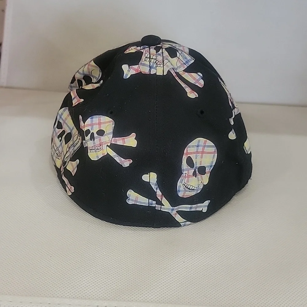 NEW - FINL 365 FINISH LINE ATHLETIC- SKULL & CROSSBONES HIP HOP GANGSTER CAP HAT - Picture 3 of 5